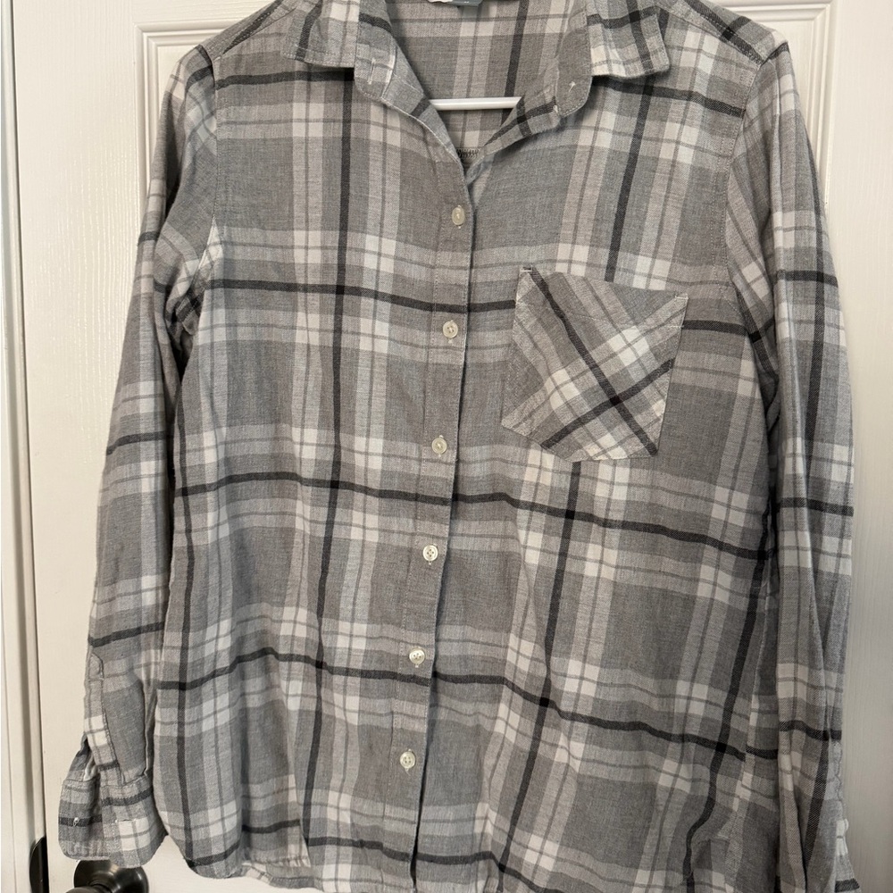 Old Navy Gray Plaid Classic Button-Up Shirt